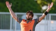 'Pagal Hai Bowling Kaun Karega,' Says Shahid Afridi to Wahab Riaz During Global T20 Canada 2019 Match (Watch Video)