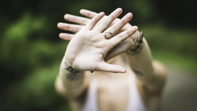 How to Overcome Social Anxiety? 4 Helpful Tips to Calm You Down