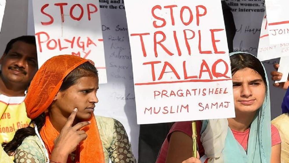 Hyderabad: Man Gives Wife Triple Talaq For Allegedly Having Misaligned Teeth Hyderabad: Man Gives Wife Triple Talaq For Allegedly Having Misaligned Teeth