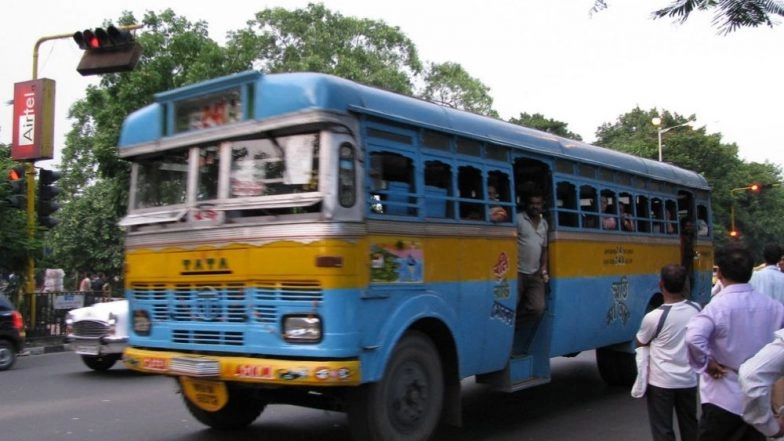 Kolkata Man's Hand Gets Ripped Off in Public Bus, Victim Carries Severed Hand in Plastic Bag to Hospital