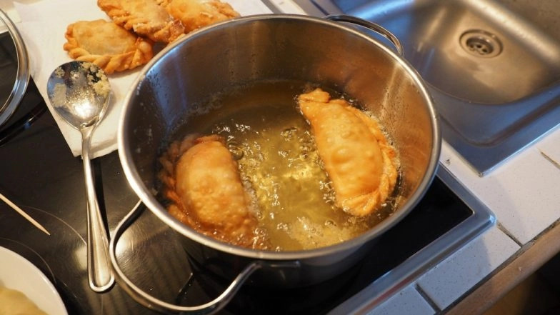 Cooking Oil Price: Prices of Edible Oils Begin To Decline Up to 20% in Certain Categories, Says Department of Consumer Affairs