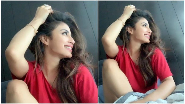 Mouni Roy Gives Lazy Sunday Vibes With Her No-Makeup Look (View Pic)