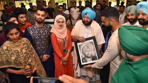 Eid Al-Adah 2019 Celebrations: Captain Amarinder Singh Hosts Lunch For Kashmir Students