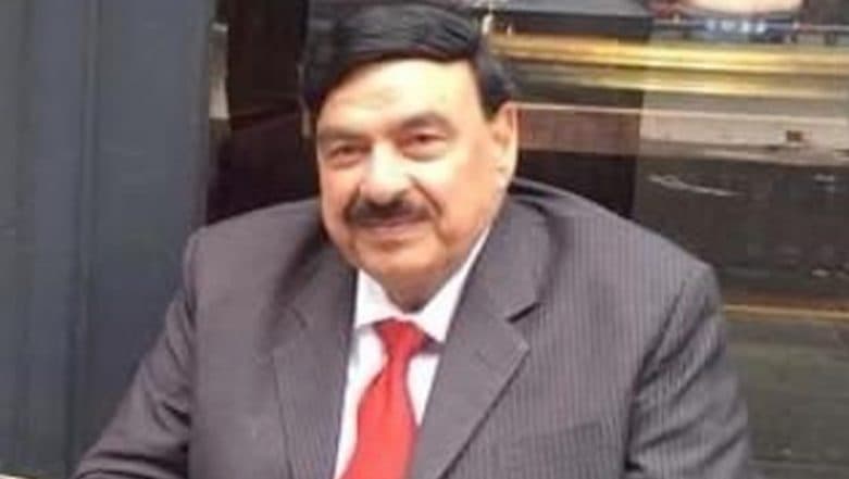 Pakistan Railway Minister Sheikh Rashid Ahmed Pelted with Eggs, Punched in UK Pakistan Railway Minister Sheikh Rashid Ahmed Pelted with Eggs, Punched in UK