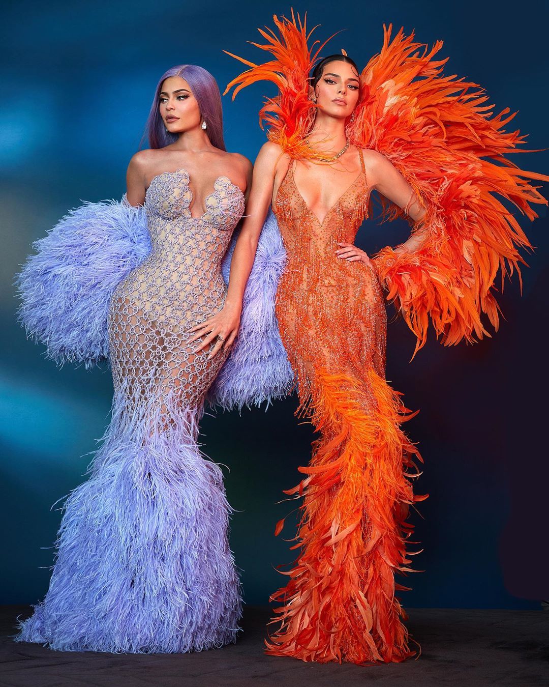 Happy Sisters Day Bella Hadid Gigi Hadid To Beyonce