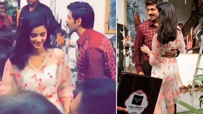 Pati Patni Aur Woh: Kartik Aaryan and Ananya Panday are All Smiles as They Shoot for a Romantic Scene - Watch Leaked Video! Pati Patni Aur Woh: Kartik Aaryan and Ananya Panday are All Smiles as They Shoot for a Romantic Scene - Watch Leaked Video!