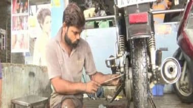 Madhya Pradesh: Specially-Abled Man Abhay Prajapati Becomes Inspiration for Youth, Others Like Him