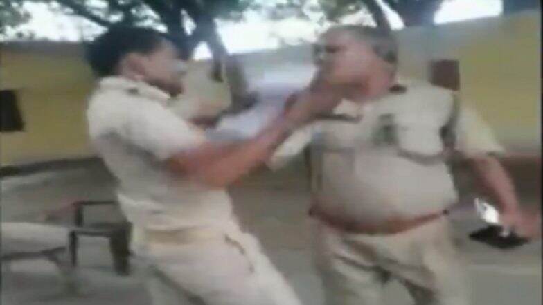 Uttar Pradesh: Fight Erupts Between PRD Jawan, Home Guard in Baghpat; Watch Video Uttar Pradesh: Fight Erupts Between PRD Jawan, Home Guard in Baghpat; Watch Video