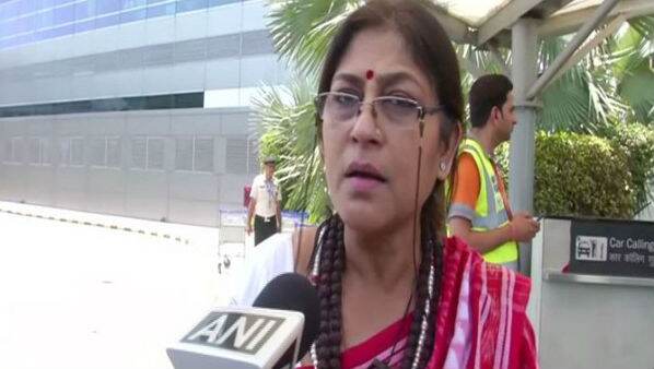 BJP MP Roopa Ganguly's Son Akash Mukhopadhyay Rams Car into Wall of South Kolkata Club BJP MP Roopa Ganguly's Son Akash Mukhopadhyay Rams Car into Wall of South Kolkata Club