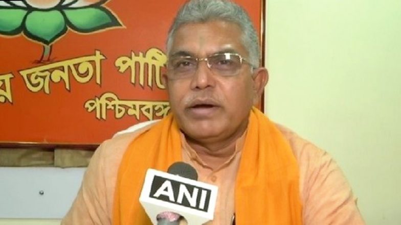 West Bengal Assembly Elections 2021: Mamata Banerjee Should Wear Bermuda Shorts If She Wants to Show Her Leg, Says BJP Bengal President Dilip Ghosh (watch Video)