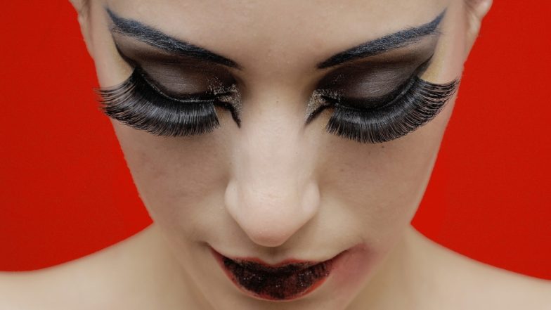 Are Your Eyelashes Crawling With Mites? Think Twice Before you use The Mascara or Eyelash Extension The next Time
