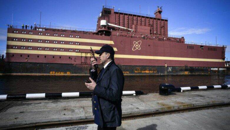 Russia to Launch World's First Floating Nuclear Reactor in Arctic Russia to Launch World's First Floating Nuclear Reactor in Arctic