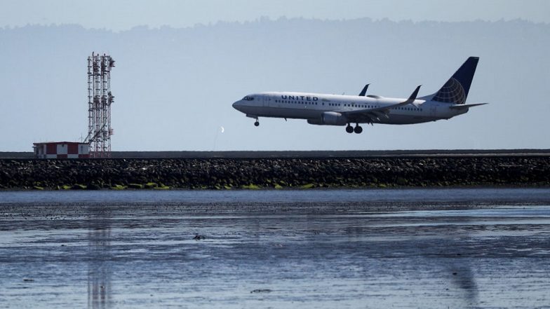 Scotland: Two United Airlines' Pilots Arrested After Failing Breath Test at Glasgow Airport Before Boarding New York Flight