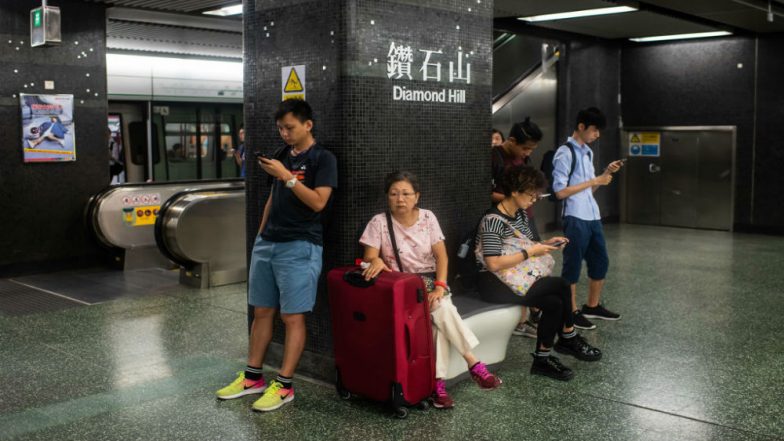 Hong Kong: Pro-democracy Push Causes Transport Chaos, More Than 100 Flights Cancelled