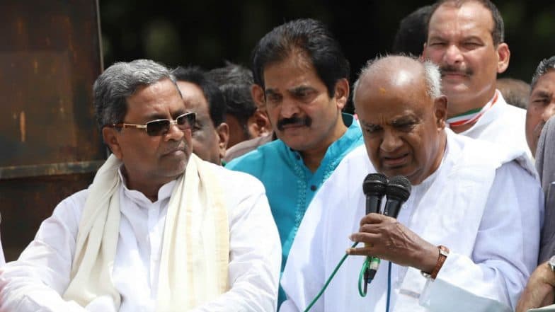 HD Deve Gowda, Siddaramaiah Engage in War of Words Over Collapse of JDS-Congress Government in Karnataka HD Deve Gowda, Siddaramaiah Engage in War of Words Over Collapse of JDS-Congress Government in Karnataka
