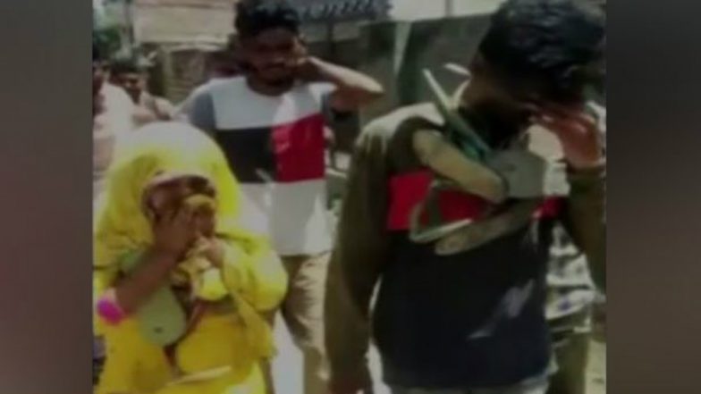 Haryana: Woman, Juvenile Garlanded with Shoes, Paraded in Daniyalpur Village Over Purported Relationship