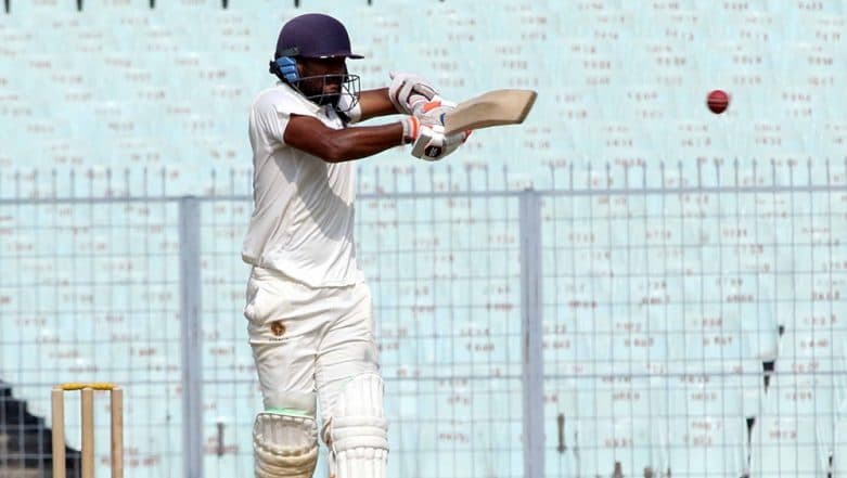 Jalaj Saxena Scripts History in Match Against India Red, Becomes 1st Uncapped All-Rounder to Get a Double of 6000 Runs and 300 Wickets in First-Class Cricket Jalaj Saxena Scripts History in Match Against India Red, Becomes 1st Uncapped All-Rounder to Get a Double of 6000 Runs and 300 Wickets in First-Class Cricket