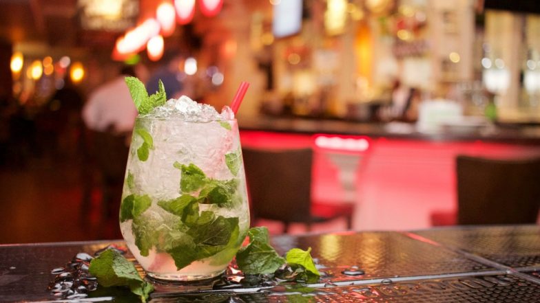 Can You Drink Alcohol on a Ketogenic Diet? 5 Keto Alcoholic Drinks That Are Low in Carbs and Sugar