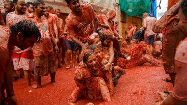 La Tomatina 2019: Famous Tomato Festival Underway in Spain, Thousands of People Participate in the Messy Fun (Watch Video)