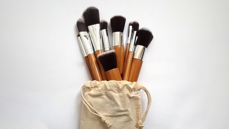 Makeup Brushes and Their Uses: 6 Essential Brushes You Should Have and How to Use Them for That Model Look