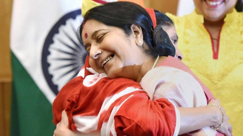 Geeta, Indian Girl Who Returned to India From Pakistan With Sushma Swaraj’s Help, Pays Tribute to the Veteran BJP Leader; Watch Video