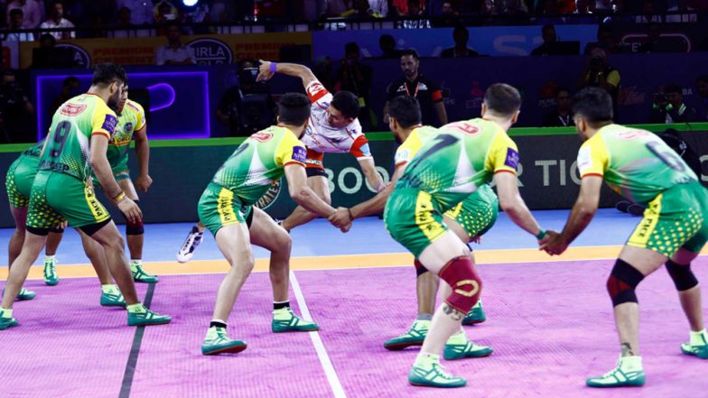 Patna Pirates vs UP Yoddha PKL 2019 Match 33 Free Live Streaming and Telecast Details: Watch PAT vs UP, VIVO Pro Kabaddi League Season 7 Clash Online on Hotstar and Star Sports