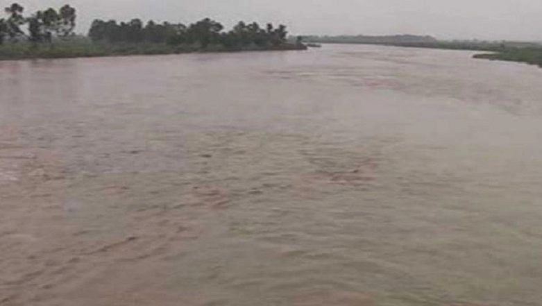 Pakistan on Flood Alert After India Releases Upto 200,000 Cusecs of Water Into Satluj River