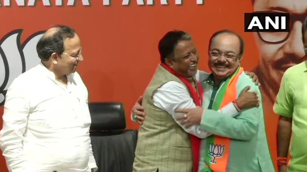 TMC MLA and Former Kolkata Mayor Sovan Chatterjee Joins BJP