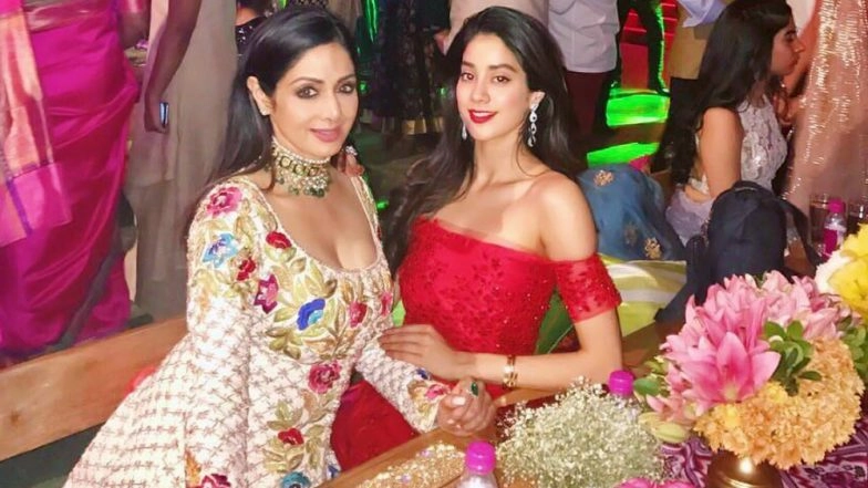 'Because I Love Very Easily': Jahnvi Kapoor Reveals the Reason Why Her Mother Sridevi Did Not Trust Her Judgement in Guys