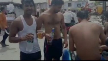 Kanwar Yatra 2019: Video of Kanwariyas Drinking Alcohol at Garh Mukteshwar Ghat Goes Viral, Hapur Police to Take Legal Action