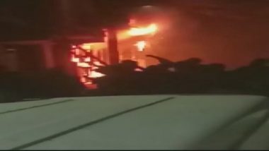 Delhi: Major Fire Breaks Out at Multi-Storey Building in Zakir Nagar, 6 Dead And Several Injured