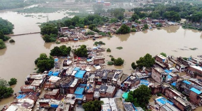 Floods Wreak Havoc Across Maharashtra, Gujarat, Karnataka, Kerala, MP And Other States of India; View Pictures Capturing Devastation