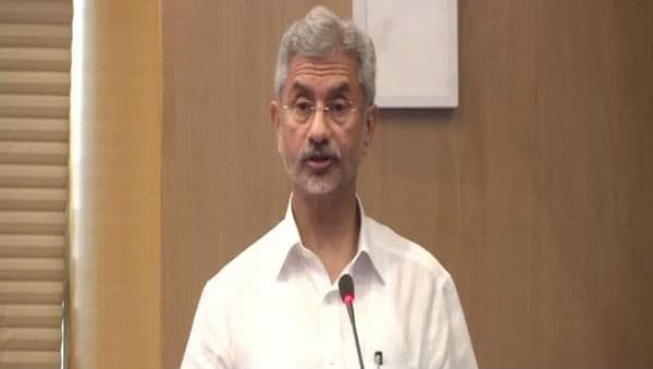British Oil Tanker Seizure by Iran: MEA Working for Early Release of 18 Indian Crew, Says Jaishankar British Oil Tanker Seizure by Iran: MEA Working for Early Release of 18 Indian Crew, Says Jaishankar
