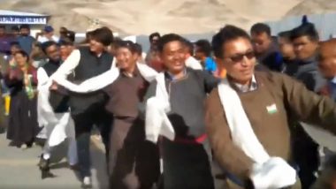 Jamyang Tsering Namgyal Dances With Locals During 73rd Independence Day Celebrations; Ladakh MP’s Cool Moves Impresses Twitterati (Watch Viral Video)