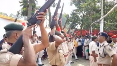 Jagannath Mishra Last Rites Video: Rifles Fail to Fire During State Funeral of Former Bihar CM in Supaul