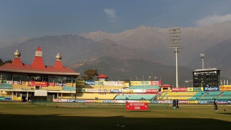 India vs South Africa Opening T20I: HPCA Ground Staff Face Weather Test to Ready Pitch at Dharamsala Stadium India vs South Africa Opening T20I: HPCA Ground Staff Face Weather Test to Ready Pitch at Dharamsala Stadium