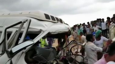 Rajasthan Road Mishap: 13 Dead, 8 Injured in Collision Between Camper & Minibus on Jodhpur-Jaisalmer Road