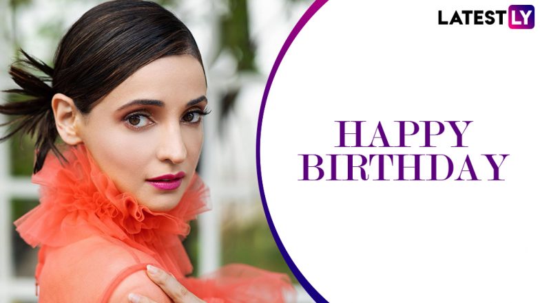 Sanaya Irani Birthday Special: 7 Outfits Worn by the Actress That You Can Add to Your Closet (View Pics)
