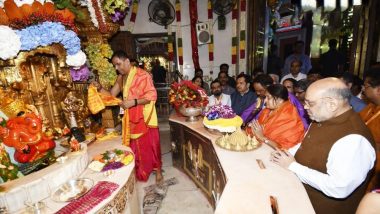 Ganesh Chaturthi 2019: Amit Shah Visits Siddhivinayak Ganpati Temple in Mumbai, Offers Prayers on Ganeshotsav