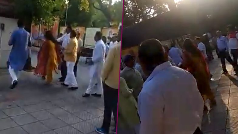 Delhi: Mehrauli BJP Chief Azad Singh Sacked From Post for Allegedly Slapping Wife, an Ex-Mayor of South Delhi, at Party Office