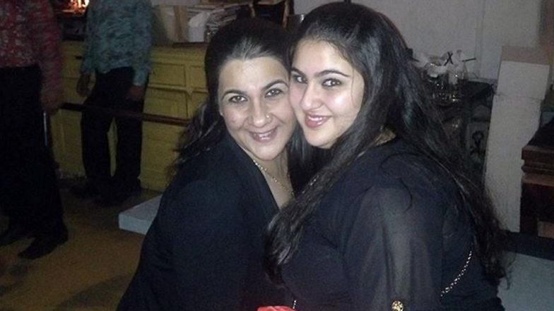 Sara Ali Khan Pokes Fun at Herself in a Throwback Pic, Funny Caption Wins Netizens Over