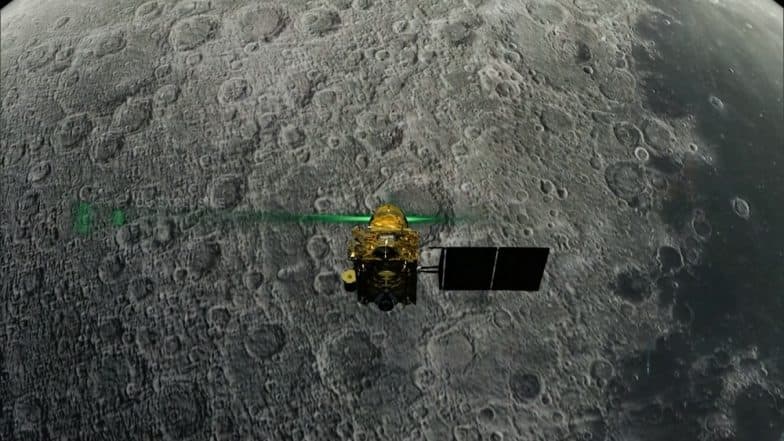Chandrayaan 2: NASA Scientists, Trying to Locate Vikram Moon Lander, Analyse Lunar Images From Orbiter Chandrayaan 2: NASA Scientists, Trying to Locate Vikram Moon Lander, Analyse Lunar Images From Orbiter
