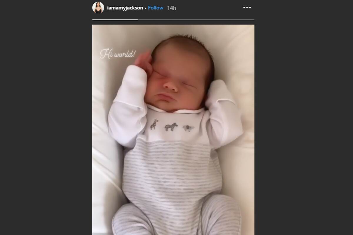 Amy Jackson Shares a Glimpse Of Her Son Andreas On Instagram! | 🎥 LatestLY