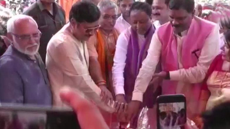 Kolkata: BJP Leaders Dilip Ghosh, Mukul Roy Chief Guests at TMC MLA Sabyasachi Dutta's Ganesh Puja Event
