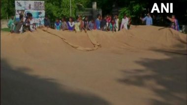 'World's Largest Jute Bag' Stitched by 9 Blind Students in Coimbatore Set to Enter Guinness World Record