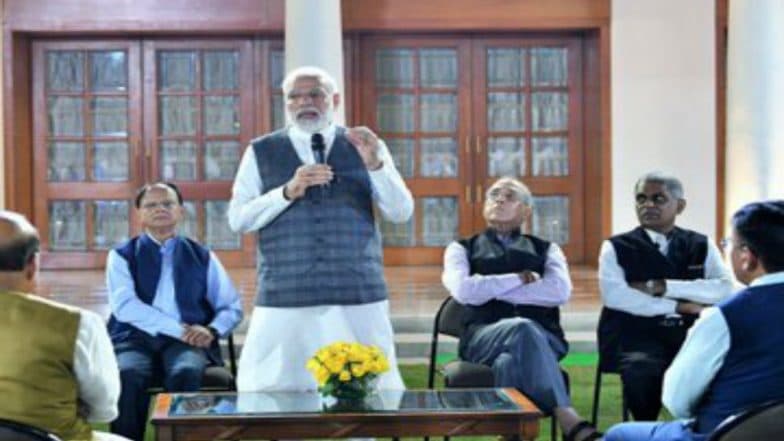PM Narendra Modi Hosts Farewell Programme for His Principal Secretary Nripendra Misra PM Narendra Modi Hosts Farewell Programme for His Principal Secretary Nripendra Misra
