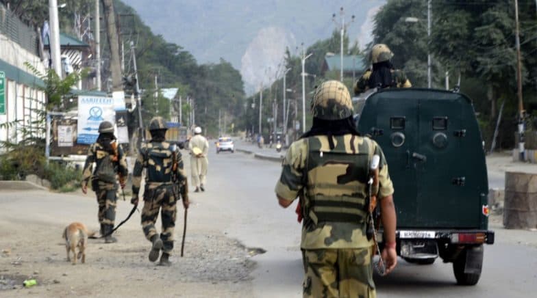 J&K: Truck With Rajasthan Number Plate Shot at by 2 Terrorists in Shopian, Driver Killed