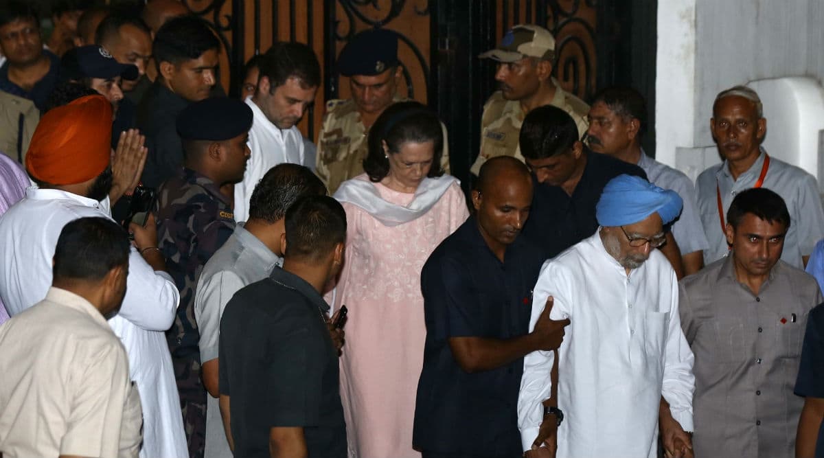 Tripura Congress Slams BJP-Led NDA Govt for Removing SPG Cover of Sonia, Rahul and Priyanka Gandhi Tripura Congress Slams BJP-Led NDA Govt for Removing SPG Cover of Sonia, Rahul and Priyanka Gandhi