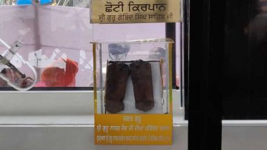 Guru Nanak’s 'Kharauns' or Wooden Sandals Arrive in Mumbai's Khalsa College; Watch Video