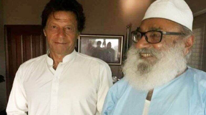 Imran Khan's Pic With 'Mitthu Mian' Goes Viral Amid Attack on Hindu Temple Over Ghotki Blasphemy Case Imran Khan's Pic With 'Mitthu Mian' Goes Viral Amid Attack on Hindu Temple Over Ghotki Blasphemy Case